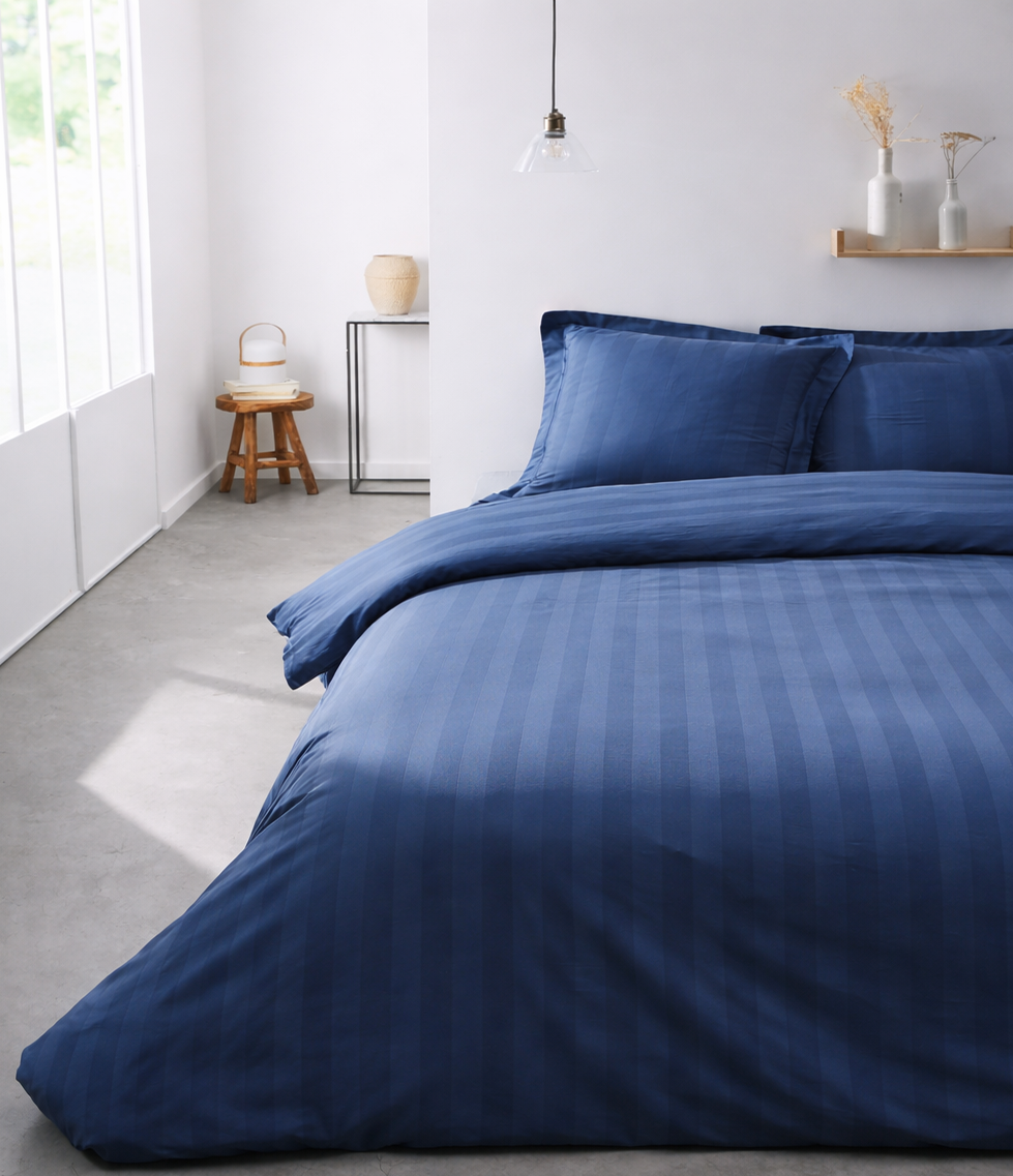 5 PIECES BED SET T 250 SATIN STRIPE