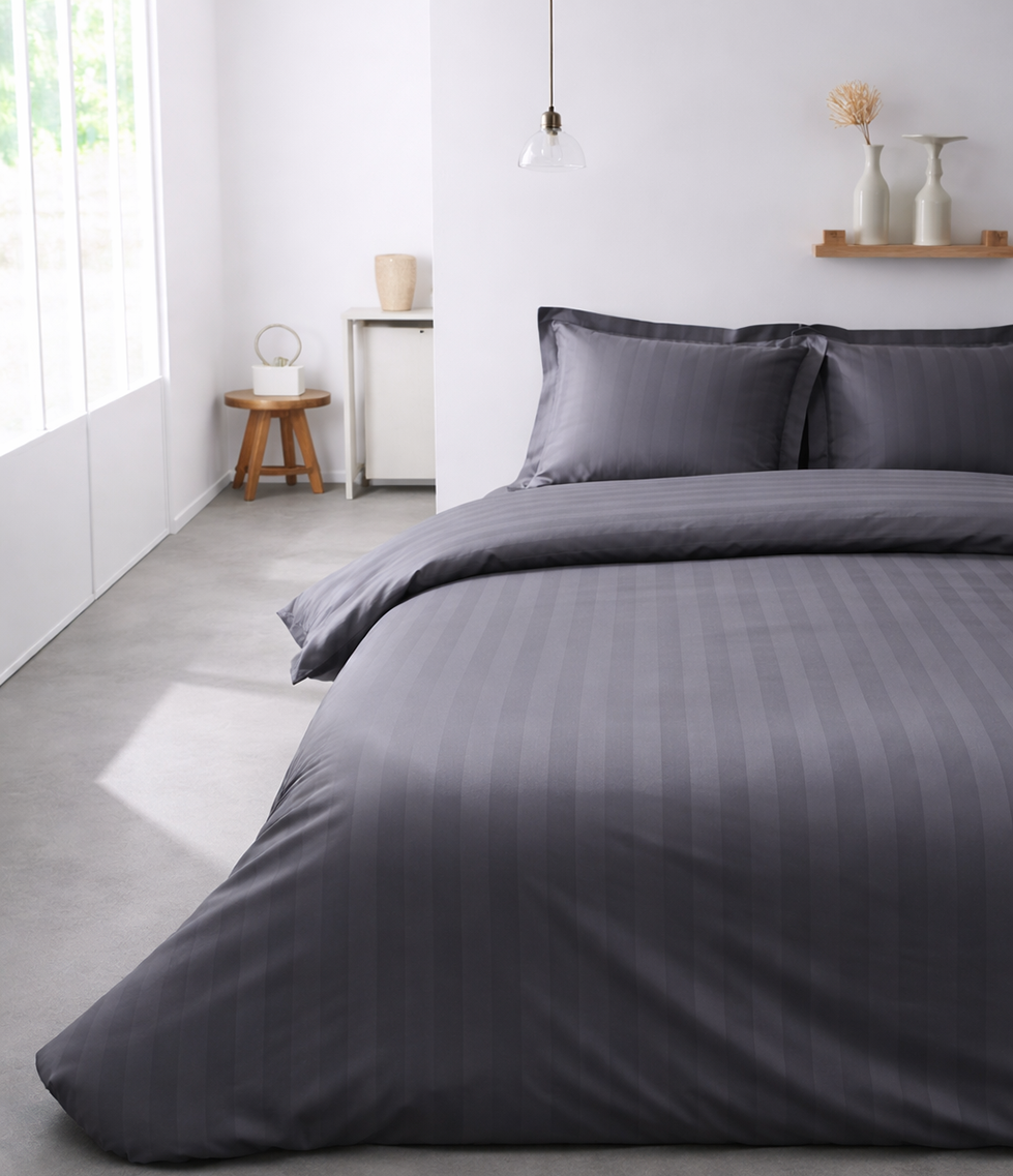 5 PIECES BED SET T 250 SATIN STRIPE